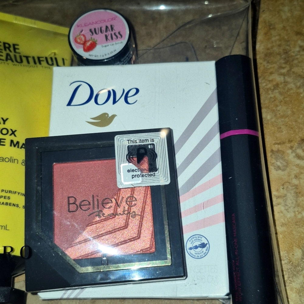 Mother's Day Bundle NWT - Picture 4 of 5